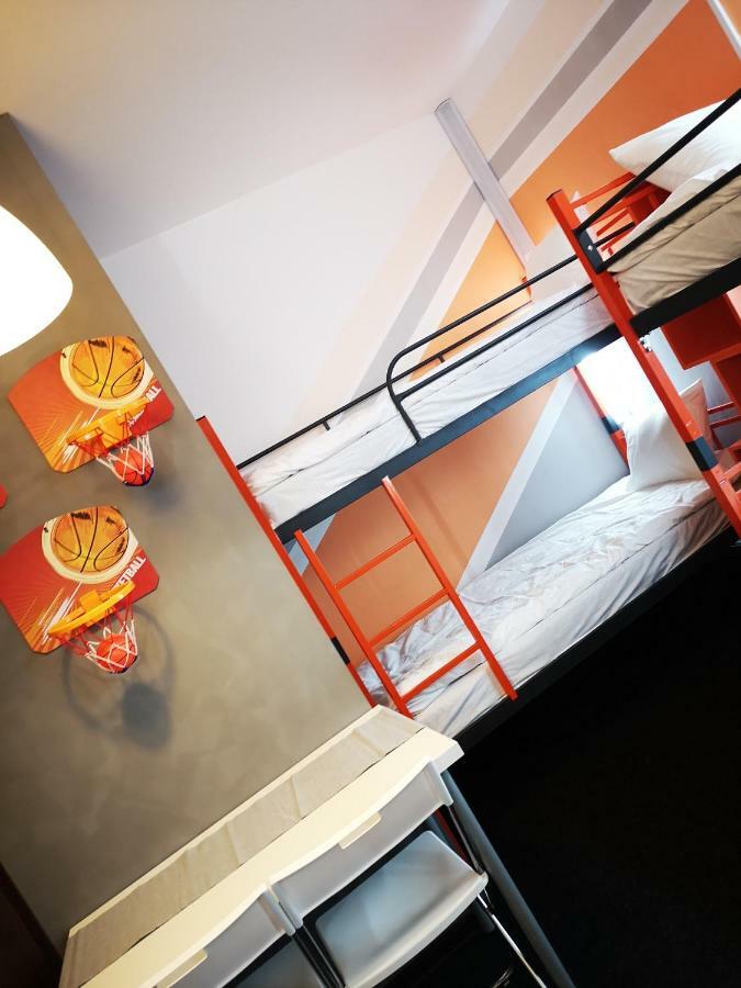 Danhostel Варшава Экстерьер фото